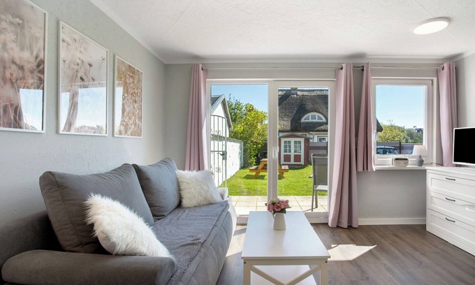 Schaprode Apartamento | Apartamento 'Boddenferienhaus - 13 Treibholz' con terraza compartida y Wi-Fi