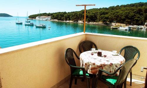Prvic Luka Apartamento | Apartment Bogadi