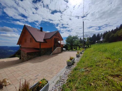 Hrastnik Apartamento | Apartment Boris Sveta Planina
