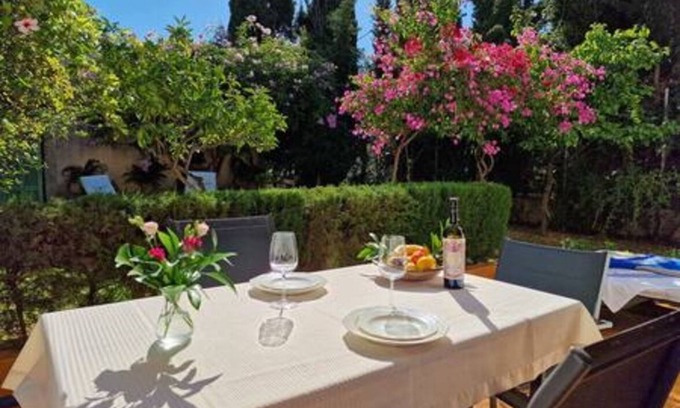 Puerto de Soller Apartamento | Apartment Bougainvillea