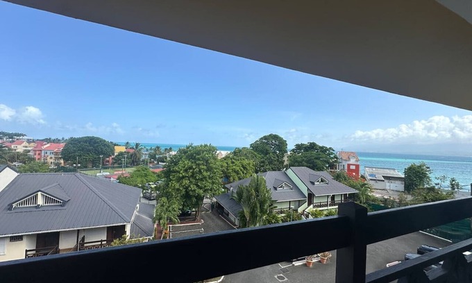 Bas du Fort Apartamento | Apartment by the sea