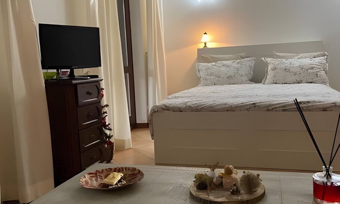 Guidonia Montecelio Apartamento | Apartment 'Casa Vacanze - Roma' with Private Terrace and Wi-Fi