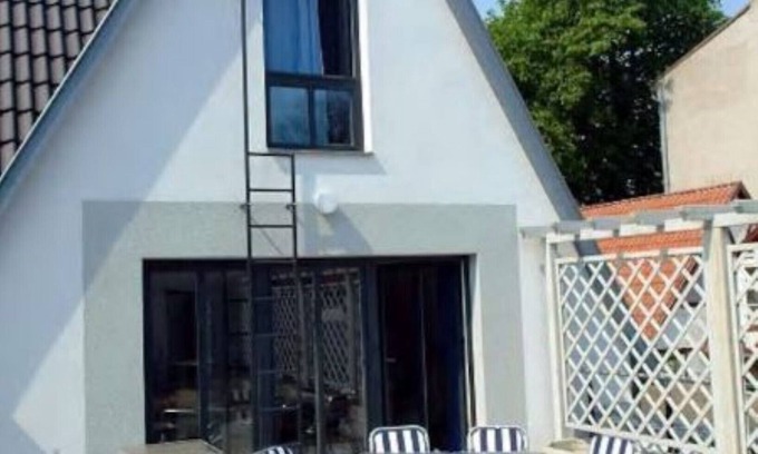 Warnemuende Apartamento | Apartamento con terraza en el antiguo arroyo