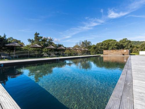 Santa Giulia Apartamento | Apartment Cala Sultana-3 by Interhome