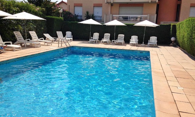 Riou - Petit Juas - Av de Grasse Apartamento | Apartment Cannes Parc by Interhome