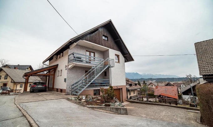 Radovljica Apartamento | Apartment Carmen