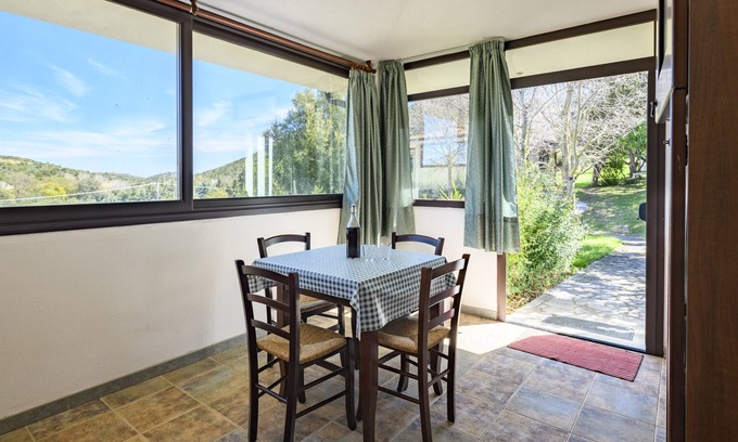 Elini Casa | Apartamento "Casa Corongiu 4" con vistas a la montaña y jardín compartido