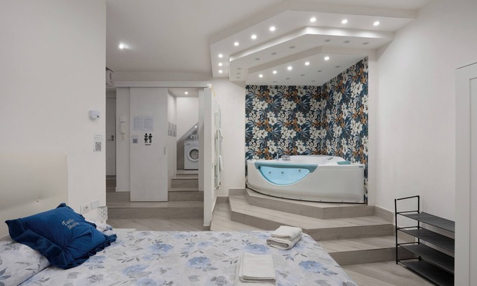 Quartieri Spagnoli Apartamento | Apartamento 'Casa Giulia' con Wi-Fi y aire acondicionado