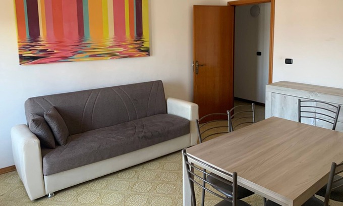 Campi Salentina Apartamento | Apartamento "Casa Monia" con balcones y Wi-Fi