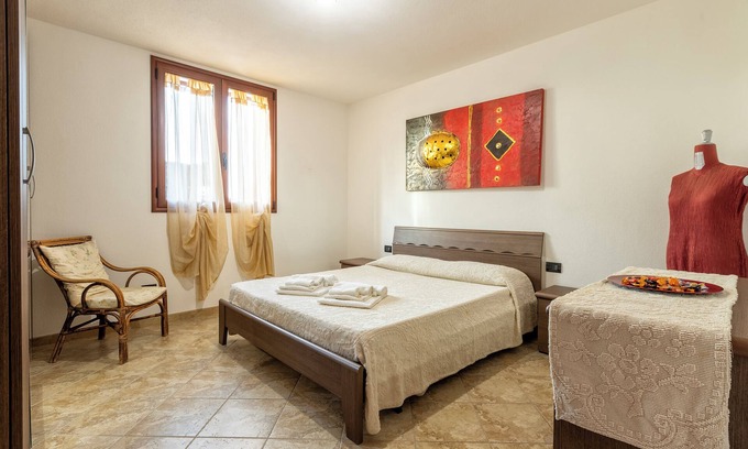 Olmedo Apartamento | Apartamento 'Casa Vacanze Vicino ad Alghero' con terraza, jardín y Wi-Fi