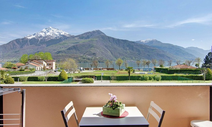 Dongo Apartamento | Apartamento 'Casa Vacanze Vigna Del Lago' con vistas al lago, piscina compartida y Wi-Fi