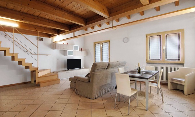 Piantedo Apartamento | Apartamento 'Casa Zia Dani' con vistas a la montaña, terraza privada y Wi-Fi