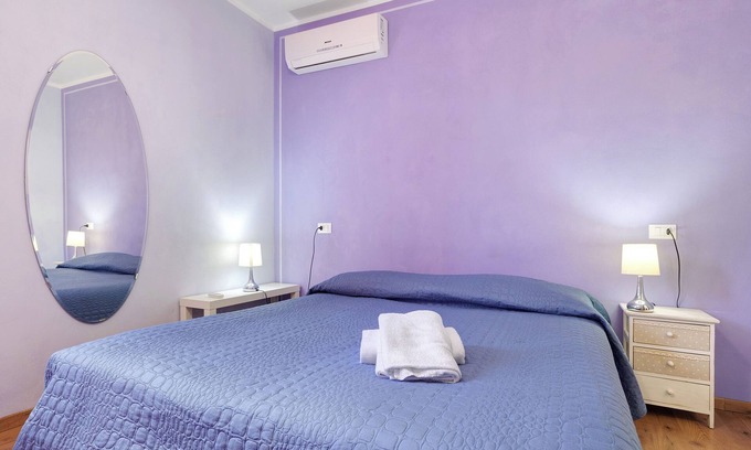Gorra Apartamento | Apartamento "Casabianca - The best for bikers" con vistas a la montaña, piscina compartida y Wi-Fi