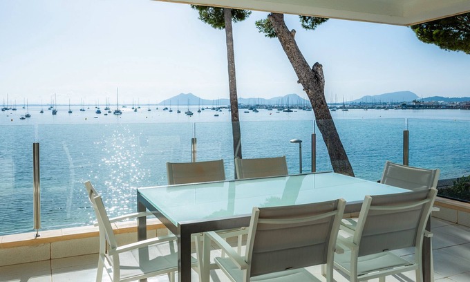Puerto de Pollensa Apartamento | Apartamento "Catalina 2B tres dormitorios" junto a la playa, con terraza y Wi-Fi
