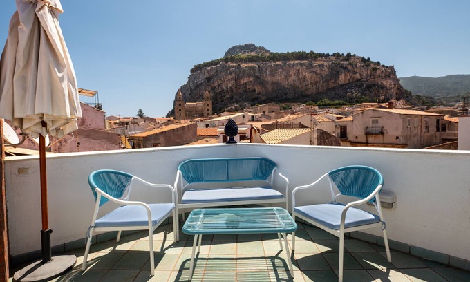 Old Town Apartamento | Apartamento 'Cefalhome - Veterani' con vistas al mar, Wi-Fi y aire acondicionado