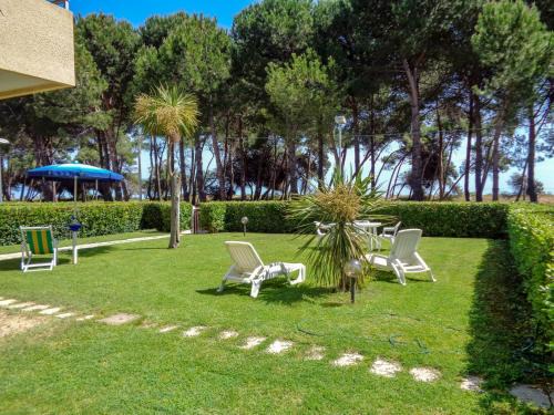 Silvi Apartamento | Apartment Cerrano-2 by Interhome