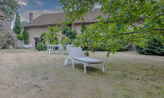 Saint-Pierre-d'Eyraud Apartamento | Apartment 'Charmant Appartement Dordogne' with Shared Garden and Wi-Fi