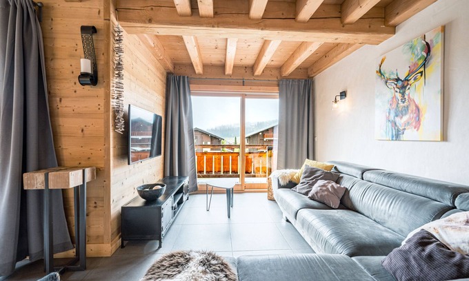 Les Saisies Apartamento | Apartamento 'Chalet B - o Saisies' con vistas a la montaña, balcón y Wi-Fi