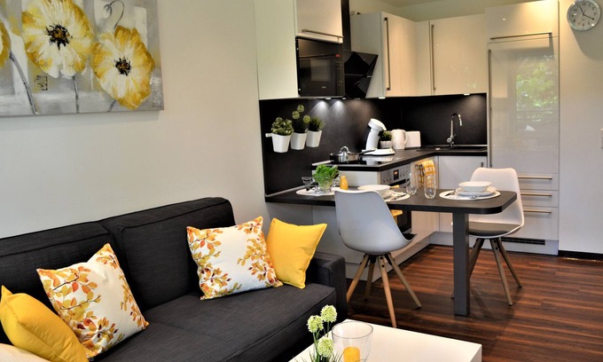 Mecklenbeck Apartamento | Apartamento 'Charmante Zimmer Wohnung Stilvoll' con jardín compartido, balcón y Wi-Fi