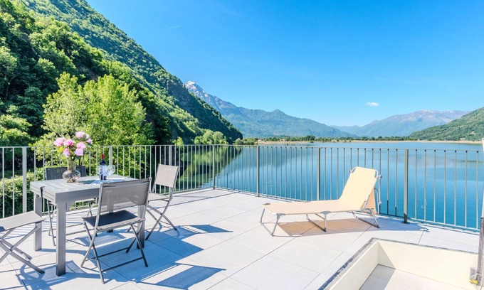 Verceia Apartamento | Apartamento Cigno by Interhome