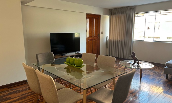 Santiago de Surco Apartamento | Apartment close to USA embassy