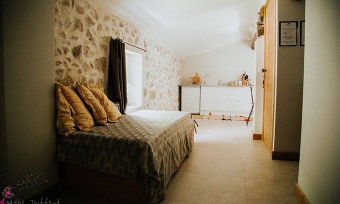 Saint-Jeannet Apartamento | Apartamento-Confortable-Baño en la habitacion-Vista al Jardín