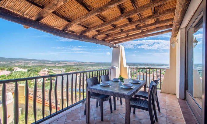 Punta De Su Turrione Apartamento | Apartamento "Corallo" con fantásticas vistas al mar y balcón 090089-APR-00022
