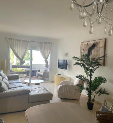 Nueva Milla de Oro Apartamento | Apartment Costalita, direct beach access, ground floor, salt water pool