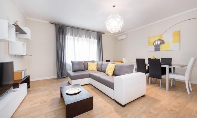 Garbatella Apartamento | Apartment Costanza in Rome