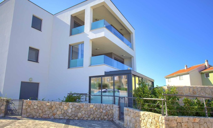 Zidarici Apartamento | Apartment Crystal Aura 1