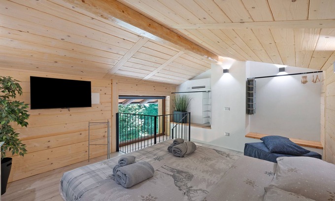 Bernezzo Apartamento | Apartamento 'Cules' con vistas a la montaña, Wi-Fi y aire acondicionado