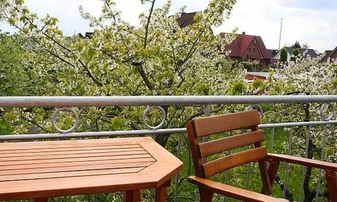 Gruenerdeich Apartamento | Apartamento Dachjuchee - Knubberhaus - La casa de campo en el bosque de cerezos