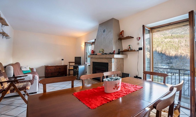 Druogno Apartamento | Apartamento 'Daniela' con vistas a la montaña, balcón y Wi-Fi