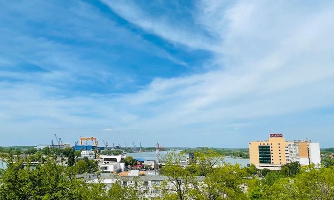 Tulcea Apartamento | Apartment Danube view
