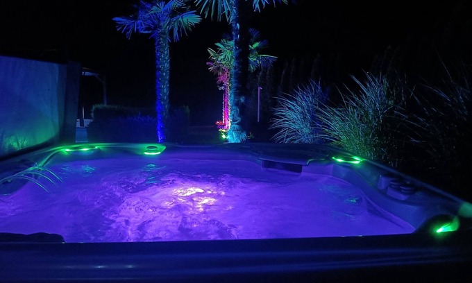 Neunkirchen am Brand Apartamento | Apartamento 'Wohlfühloase Ermreuth' con vistas a la montaña, piscina privada y Wi-Fi