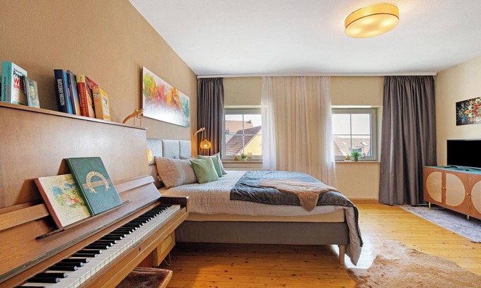Voehringen Apartamento | Apartamento 'Deluxe' con balcón y Wi-Fi