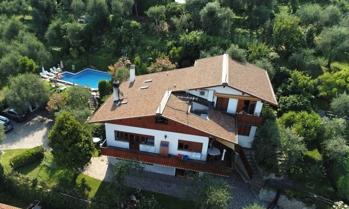 Magugnago Apartamento | Apartamento Delvai by Interhome