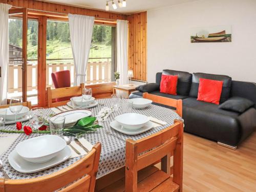 Noveli Apartamento | Apartment Dents Rousses I2 by Interhome