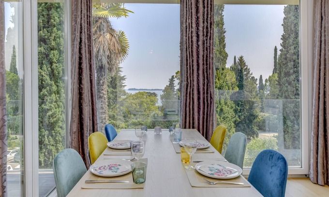Gardone Riviera Apartamento | Apartment Diamante with lake view and pool