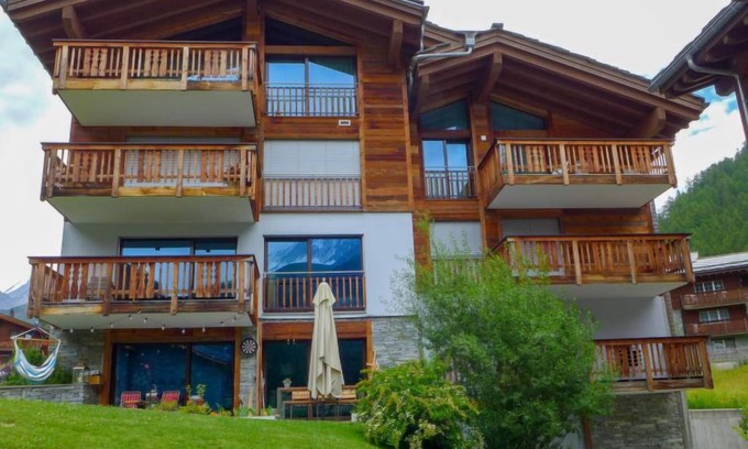 Zermatt Apartamento | Apartamento Dione by Interhome