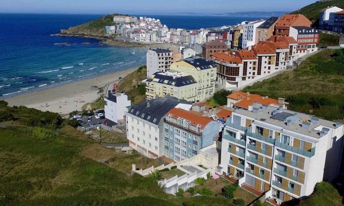 Malpica de Bergantinos Apartamento | Ref. 11542 Apartamento con jardín en Malpica