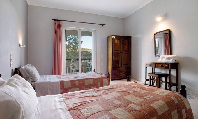 Limni Keri Apartamento | Apartamento "Dolphin Apartment 8" con balcón privado, jardín compartido y Wi-Fi