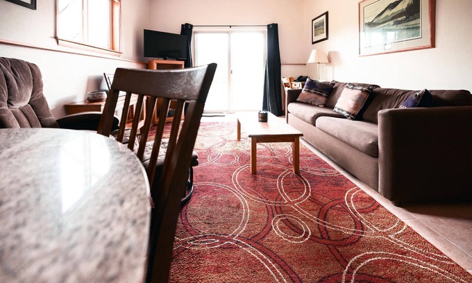 Haines Casa | Apartment Dolphin House