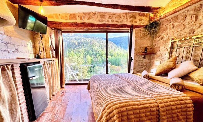 Olba Casa | Apartamento 'Duende' con vistas a la montaña, balcón y aire acondicionado