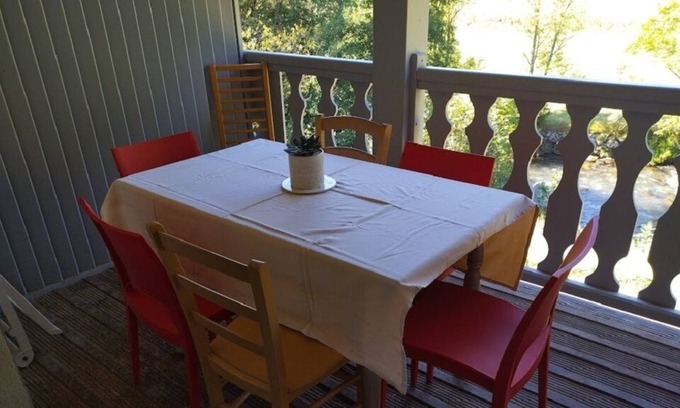 Arreau Apartamento | Duplex apartment sleeps 6, swimming pool, sauna