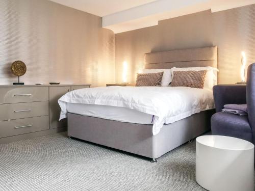Pagham Casa | Apartment Eight At Barton Manor - Uk39563