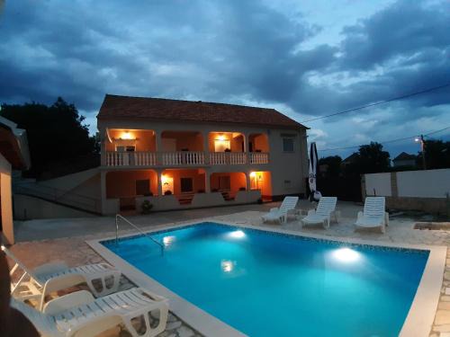 Galovac Apartamento | Apartment Elena
