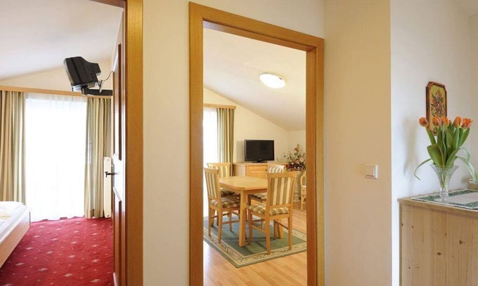 Fuschl am See Apartamento | Apartamento Ellmaustein - Pension Huber