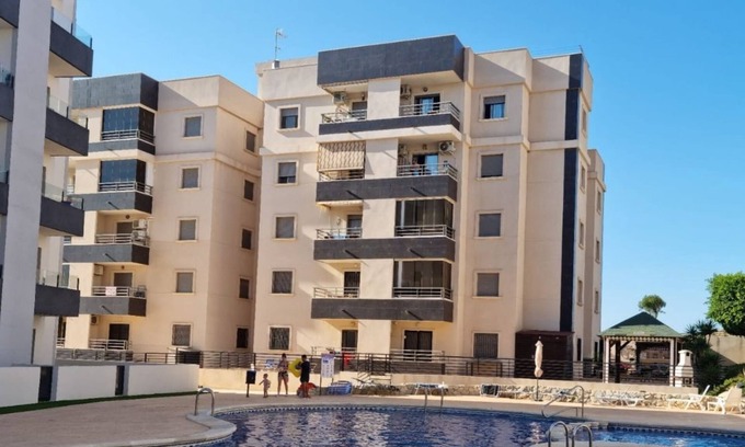 San Miguel de Salinas Apartamento | Apartamento 'Carpediem in Spanje' con vistas al lago, piscina compartida y Wi-Fi