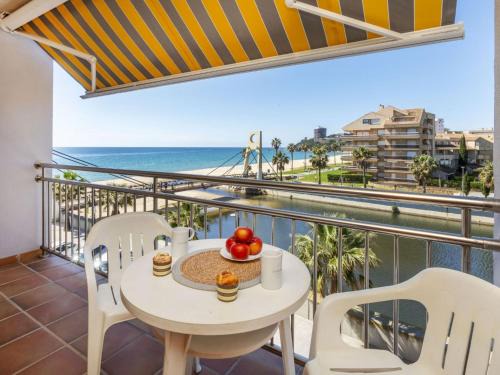 Sant Antoni de Calonge Apartamento | Apartment RieraMar by Interhome